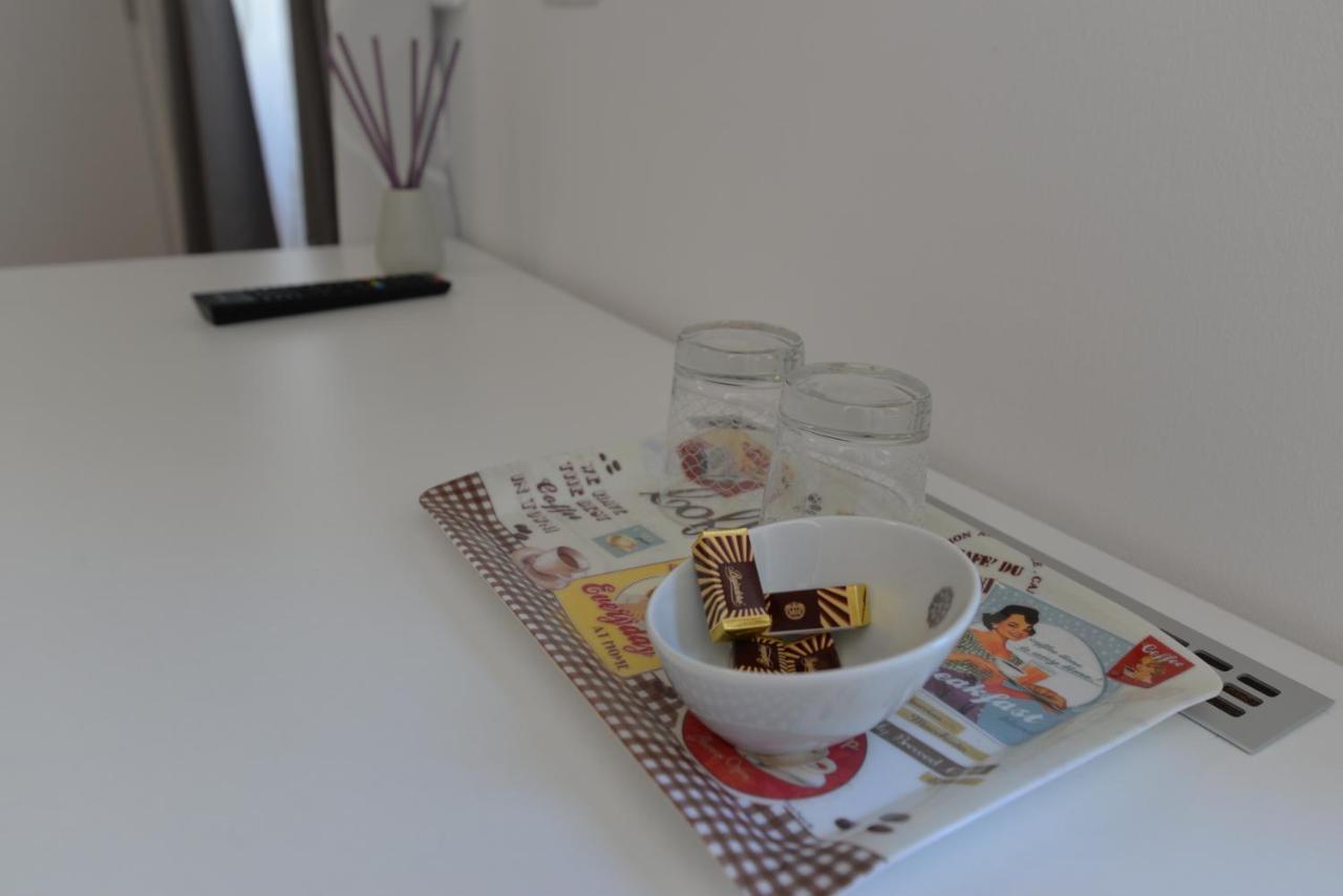 Apartments And Rooms Oliva ツレス エクステリア 写真